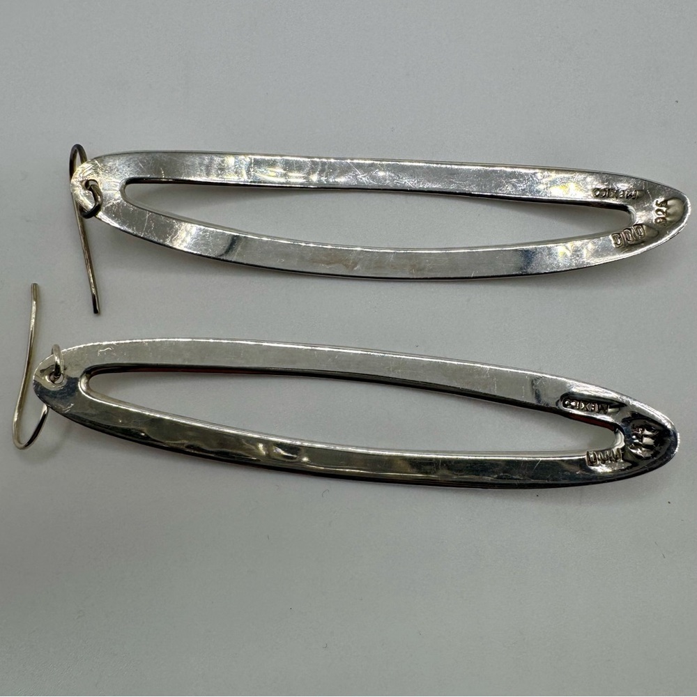 Vintage 925 Sterling Silver DDD Mexico long hammered dangle earrings. - Picture 2 of 5